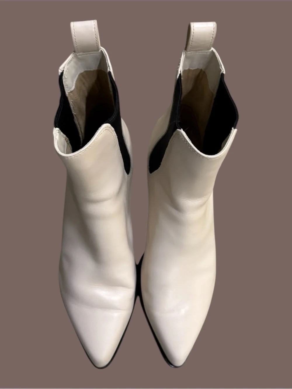 Michael Kors White Leather Chelsea Ankle Boots with Black Elastic